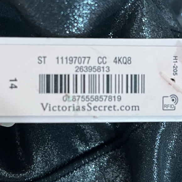 VICTORIA'S SECRET Sweat On Point Shine Legging Pewter Foil NWT Size 14 - Picture 10 of 10